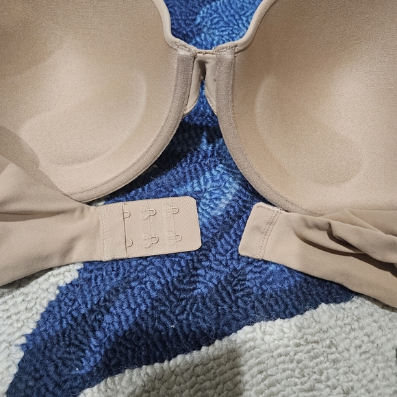 SKIMS Push Up Bra Size 34DDD - Picture 6 of 7